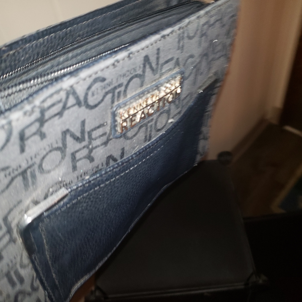 Kenneth Cole hand bag